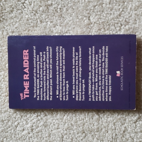 R.L. Stine Twistaplot The Time Raider book 90s Goosebumps choose your adventure - Picture 2 of 2